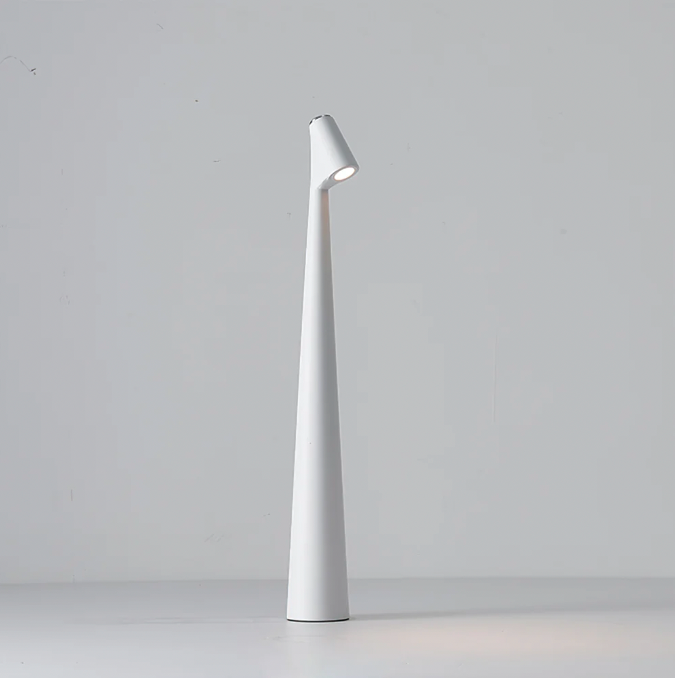 Nordlicht Tischlampe - Kabellose Nachttischlampe und Leselampe mit Akku