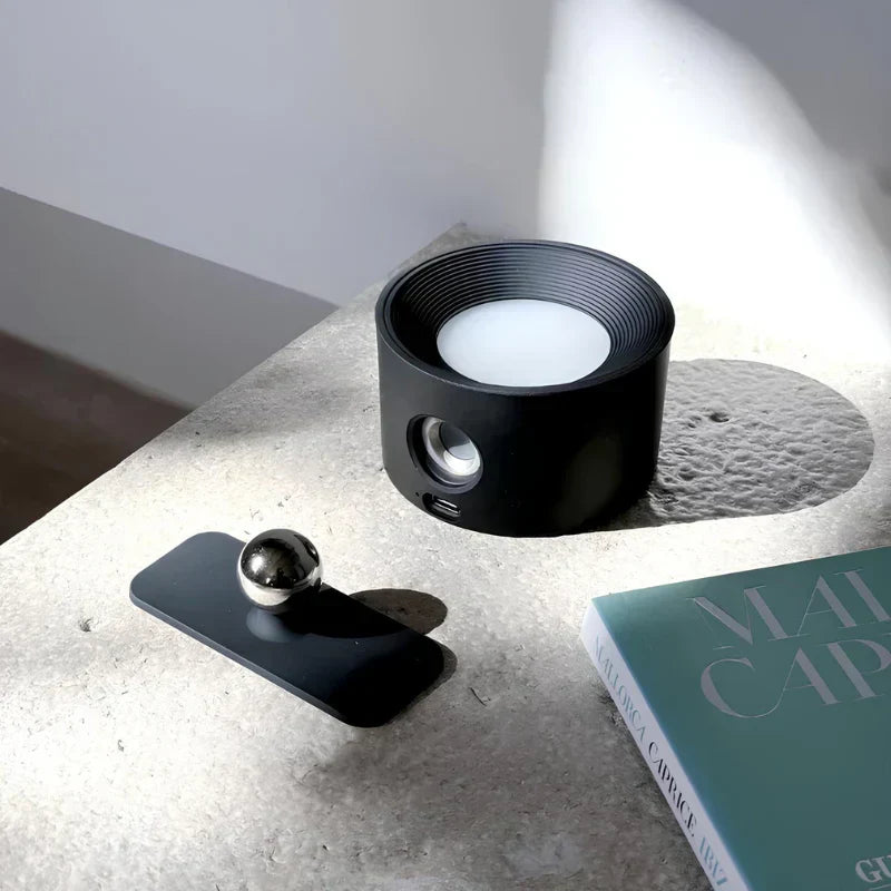 EasyLamp - Kabellose LED Wandleuchte mit 360° Drehung, USB-C Akku & Magnet, dimmbar