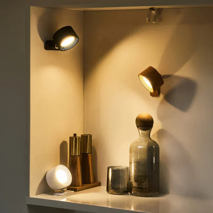 EasyLamp - Kabellose LED Wandleuchte mit 360° Drehung, USB-C Akku & Magnet, dimmbar
