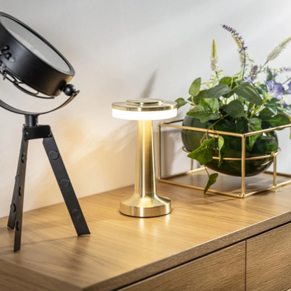 Wireless Retro Table Lamp - LumiBar